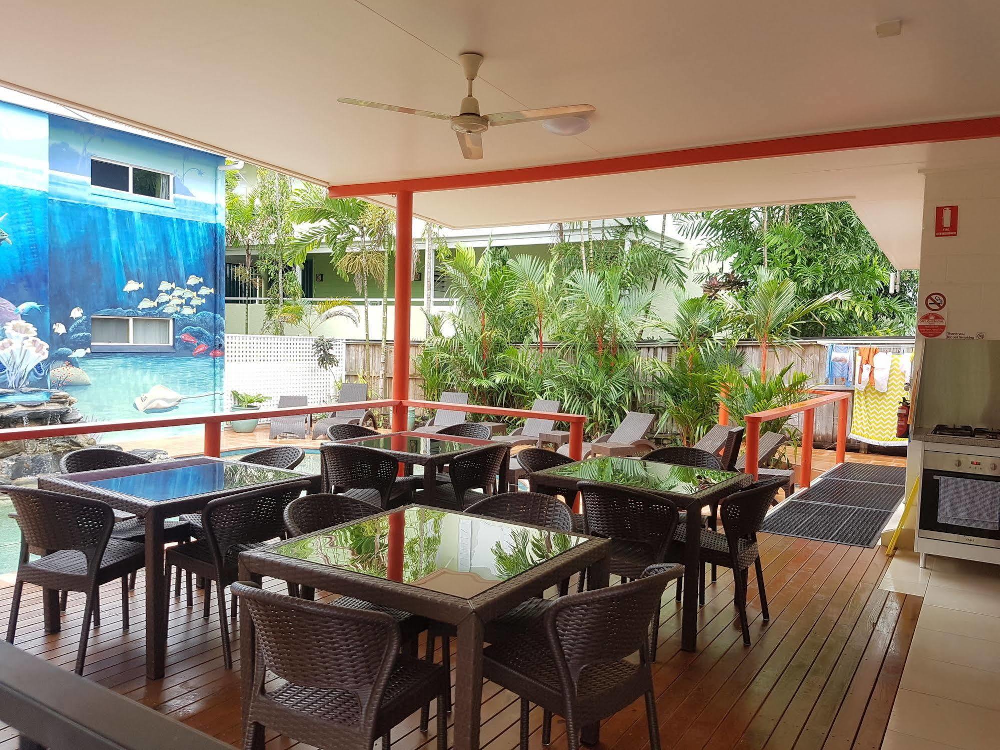 Port Douglas Motel Luaran gambar